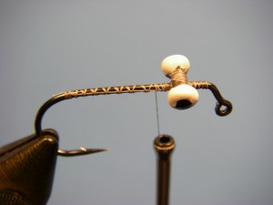 Flashtail Clouser - Step 1