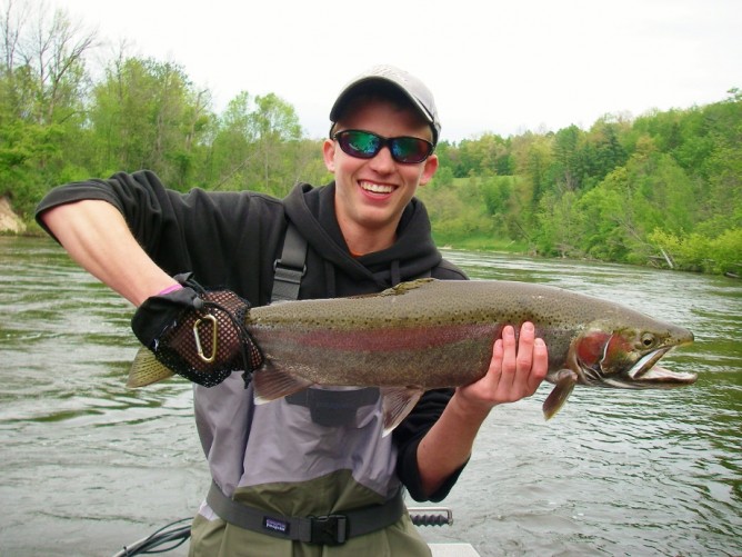 May Fly Fishing - Late Season Steelhead in Michigan